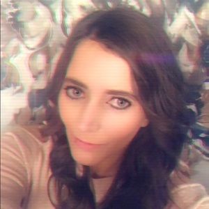 Meet your Posher, Tenille